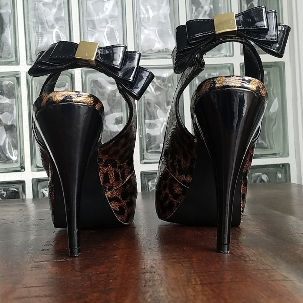 Steve Madden Mevas Leopard Stilleto - Picture 4 of 8